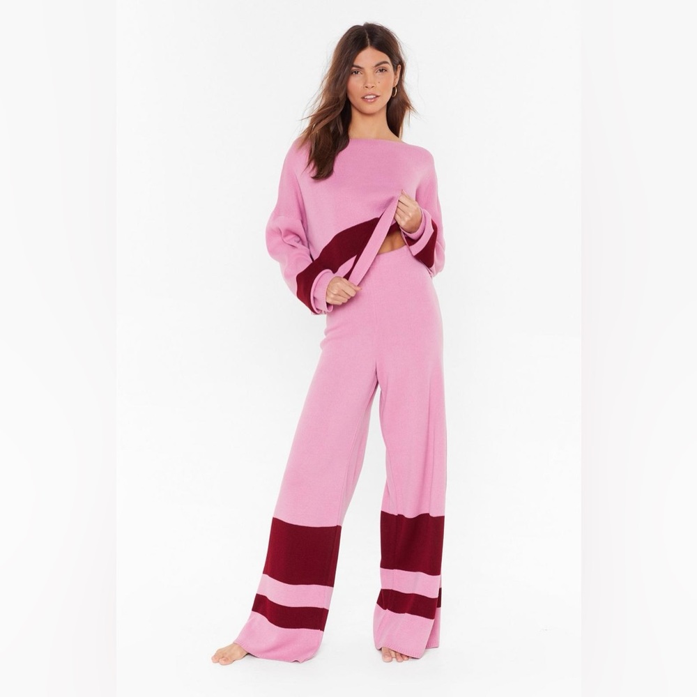 🤍NEVER WORN NASTY GAL SWEATER SET